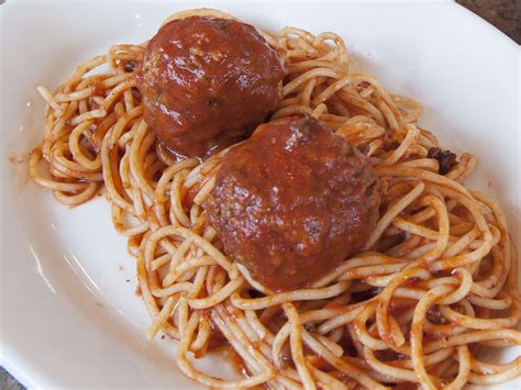 Spaghetti And Meatballs Entrees Giulianos Italian Restaurant In