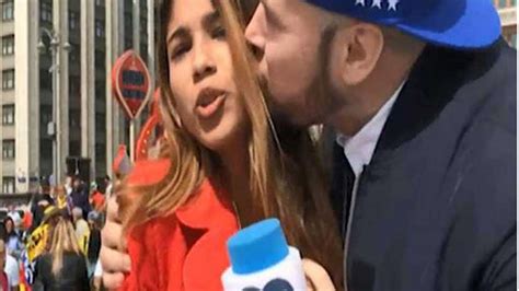 Fifa World Cup 2018 Reporter Kissed And Groped On Breast By Fan On Live Tv Telugu Mykhel