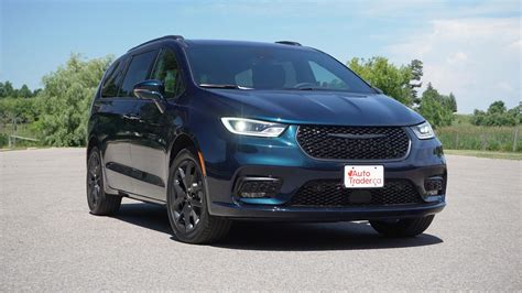2022 Chrysler Pacifica Awd Review And Video Autotraderca