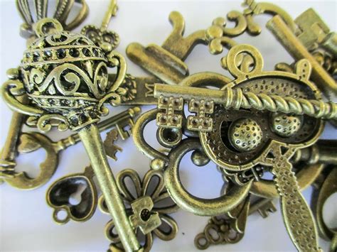Jewelry Findings large, Antique Brass Mixed Vintage Metal Key Charms 2 ...