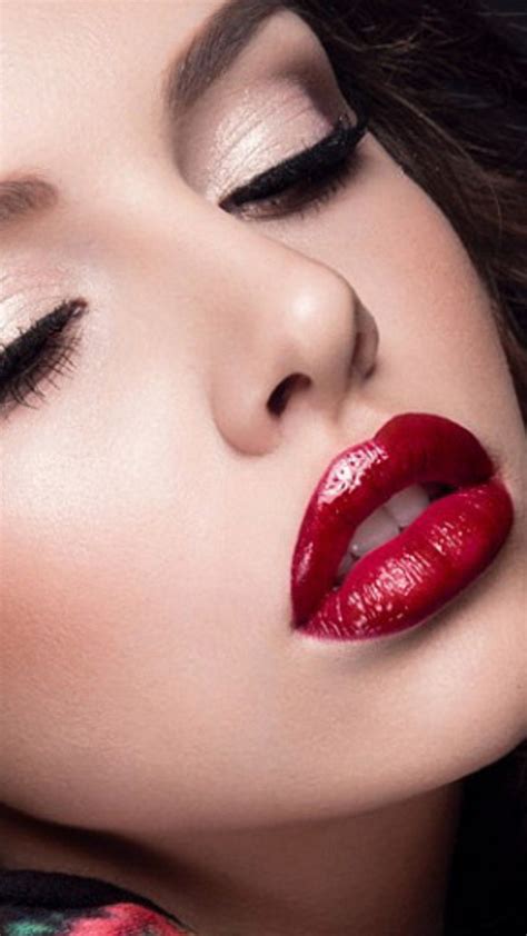 Linda Mujercita Beautiful Lipstick Lip Color Makeup Beautiful Lips