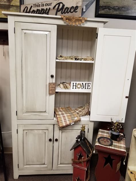 Our handmade amish cabinetry is not like all the others. Amish Handmade Kitchen Pantry