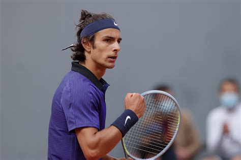 Lorenzo musetti fell to the clay after winning match point during his. Lorenzo Musetti : ATP Parma 2021 | Lorenzo Musetti | "Mi ...