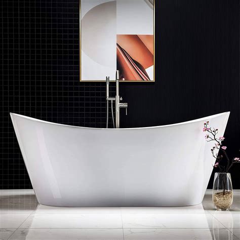 A soaking tub is a relaxing device that is longer than a regular bathtub. Bathtub for Tall Person | 5 Top Comfortable Tubs for Tall ...