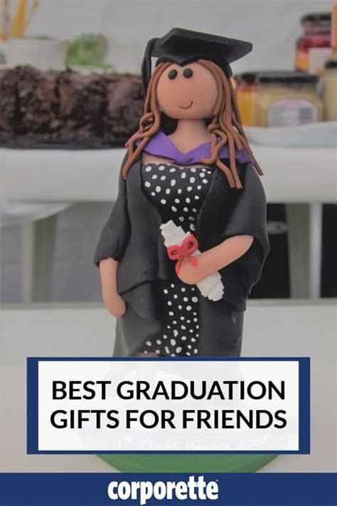 Graduation season is upon us and it's not always easy picking out a graduation gift for your friends, sister, brother or cousin! What Are the Best Graduation Gifts for Friends?