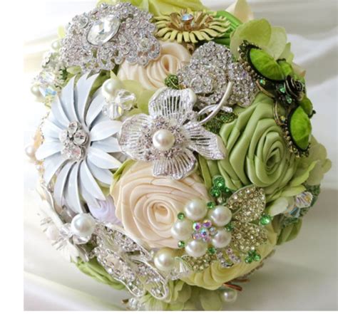 At the present time, international and domestic flower supplies have become. DIY Rose Bouquets for Bridesmaids | Weddingbee Photo Gallery