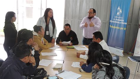 El registro social junto con el mies están en visita de los hogares ecuatorianos para actualizar estas encuestas realizadas por el registro social, tienen por objetivo conocer las situaciones en las. En Loja, MIES promueve creación de Registro Único de ...