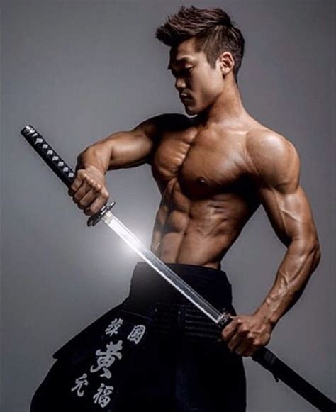 Pin By Niki Carey On Kung Fu Fighting Poses Samurai Poses Martial Arts