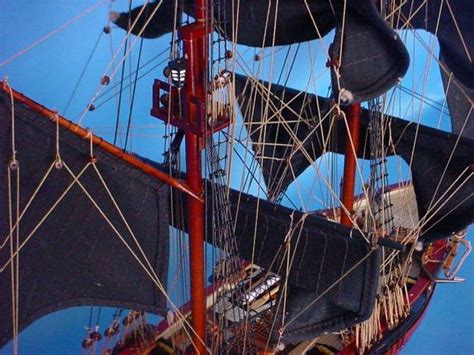 Wholesale Wooden Caribbean Pirate Ship Model Limited 26in