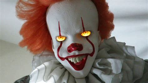 It Movie 2017 Pennywise The Clown Spirit Halloween Animatronic Review