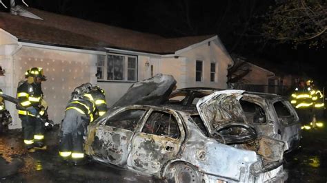 Cops Arson Destroys Vehicles In Brentwood Newsday