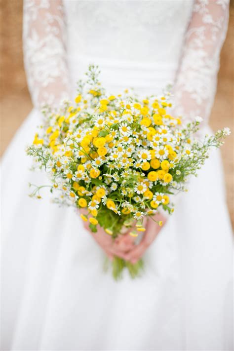65 Beautiful August Flower For Sweet Wedding Ideas Yellow Wedding