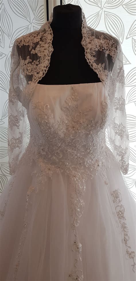 Es heißt, es gibt das perfekte kleid für jede gelegenheit. TOP gebrauchte Brautkleider | Andrea`s Brautboutique Karben