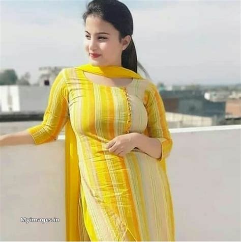 Indian Girl In Salwar Suit Pics