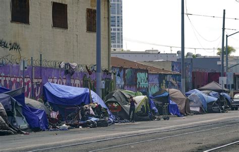 Downtown San Diego Homeless Population Decreases For Second Month The