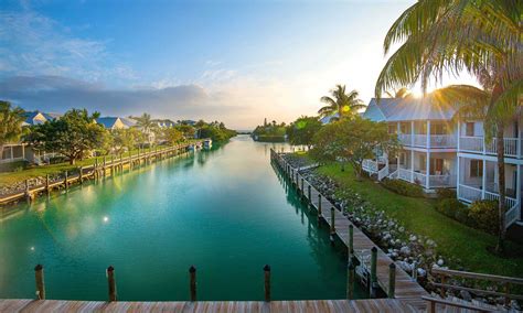 O hawks cay resort oferece o melhor de duck key a poucos passos, além de proporcionar uma estadia relaxante e agradável. Hawks Cay Resort in FL - private villas and family friendly... with it's own private cove ...
