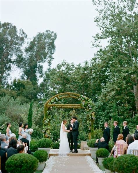 73 Wedding Arches That Will Instantly Upgrade Your Ceremony Wedding