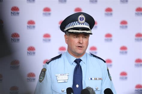 mick willing resigns as nsw police deputy commissioner