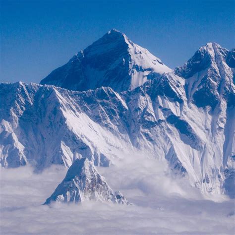 China And Nepal Settle Their Differences Over Mount Everests Exact