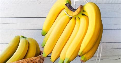 6 Easy Hacks To Keep Bananas From Ripening Too Fast Banana Banana