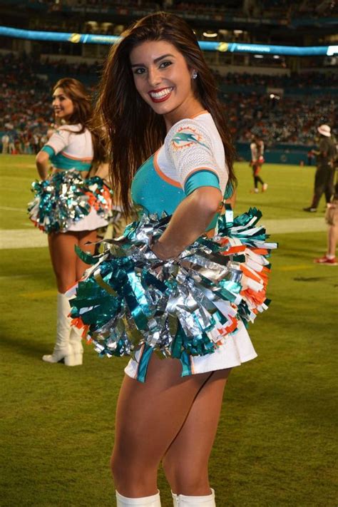 Best Hot And Sexy Cheerleaders Photos Images