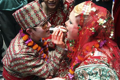 South Asias First Gay Temple Wedding India Real Time Wsj