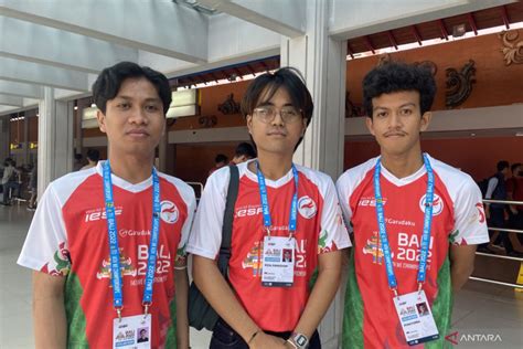 Relawan Sambut Atlet Di Bandara Jelang Kejuaraan Dunia Esport Bali Antara News