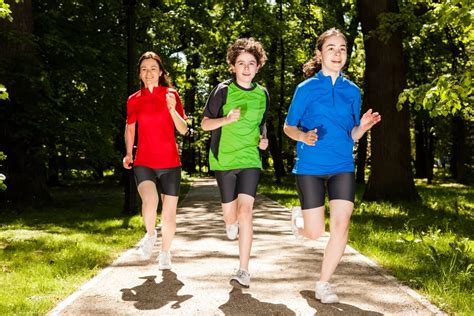 Practica Salud Actividad Física En Adolescentes