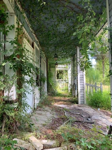 20 Photos Of Some Cool Abandoned Places Barnorama