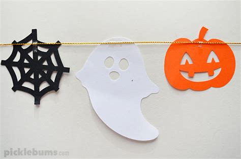 Easy Paper Halloween Garland With Cricut Picklebums