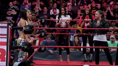 Raw 8 20 18 Ronda Rousey Locks Stephanie McMahon In The Armbar During