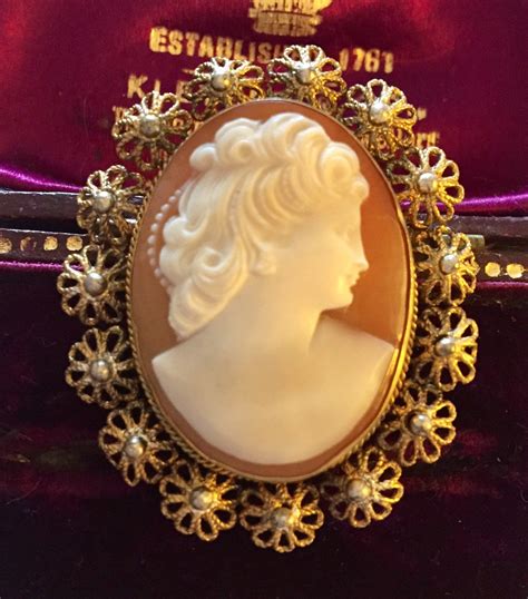 Antique Carved Shell Cameo Brooch Cameo Jewellery Lady Victorian Pin