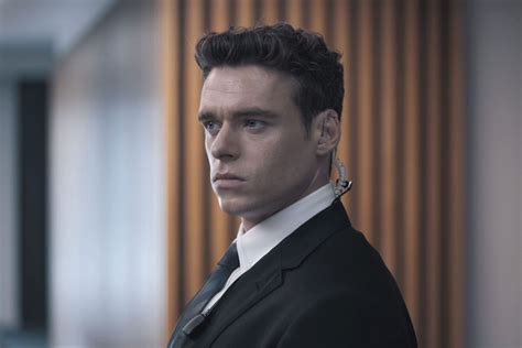 netflix s bodyguard game of thrones star richard madden on playing david budd