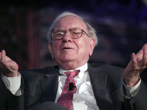 Warren Buffetts Berkshire Hathaway Has Lost 36 Billion Of Its Apple Stake This Year 1
