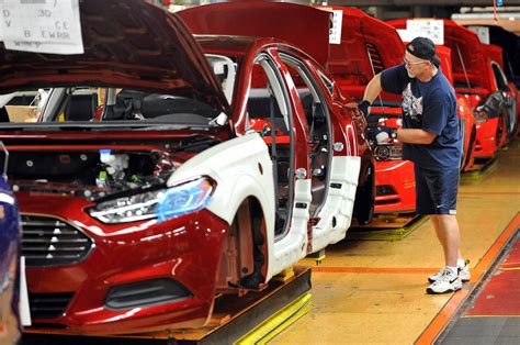 2014 Ford Fusion Production Capacity Increased By 30 Percent
