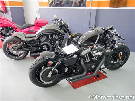 Kuala lumpur, wilayah persekutuan kuala lumpur. Pakar Harley Davidson, Mad Garage Membuka Kedai Di Setapak ...