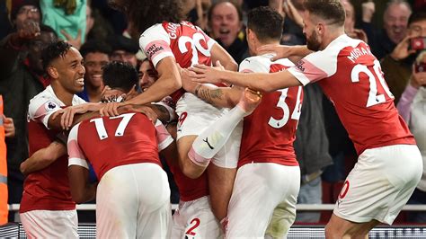 Arsenal 3 1 Leicester City Mesut Ozil Shines As Skipper To Help
