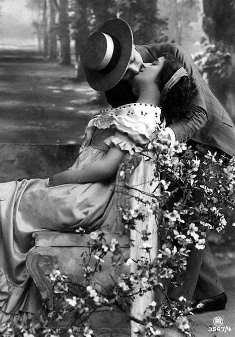 22 cool pics that capture sweet kisses of edwardian couples ~ vintage everyday