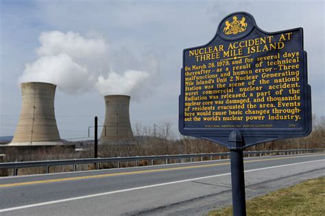 At around 4 am, the water supply circuit was disconnected. Owner threatens to close Three Mile Island nuclear plant ...