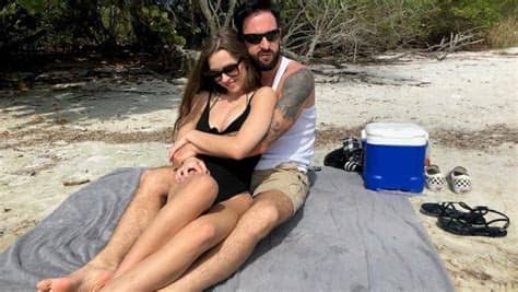 Laura müller is the author of sexo para adultos (3.56 avg rating, 9 ratings, 2 reviews), meu amigo quer saber. Goodbye Deutschland: Michael Wendler und seine Laura - die ...