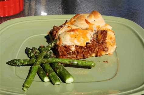 You can pretty much just press play on this one. Meals with Michelle: Sloppy Joe Bake