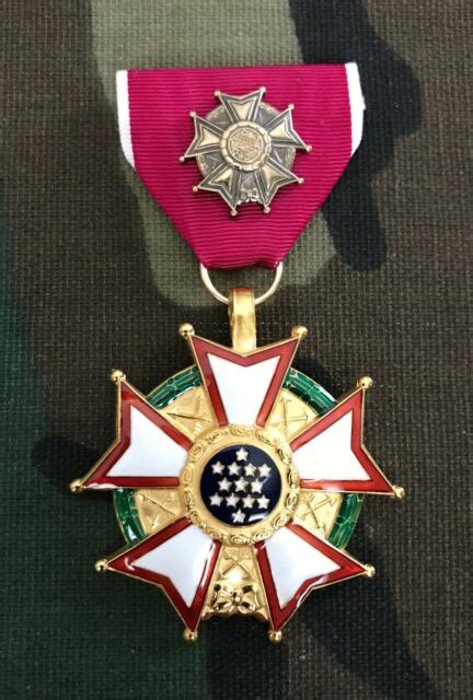 Legion Of Merit Medal Officer Grade Full Size Ebay