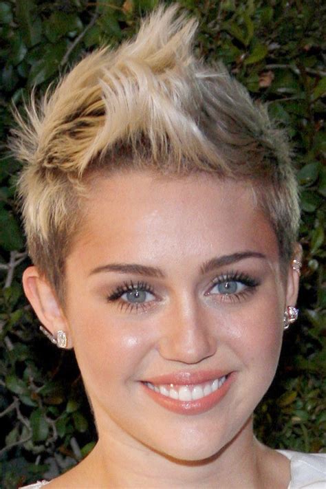 20 Short Spiky Haircuts For Women