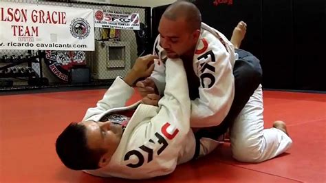 Jiu Jitsu Techniques Lapel Choke From Inside The Guard Youtube