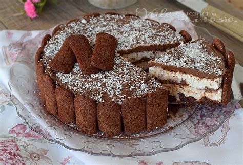 Il cocco è un ottimo alleato in pasticceria: Torta di pavesini al cacao con crema al cocco | Ricette ...