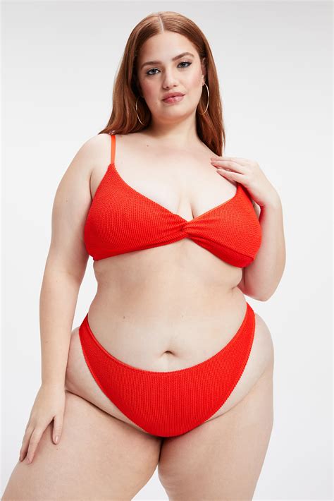 Swimsuits For Curvy Women That Ll Make You Feel Off