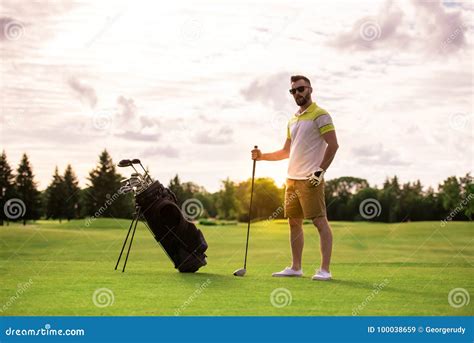 Guy Playing Golf Stock Image Image Of Lifestyle People 100038659