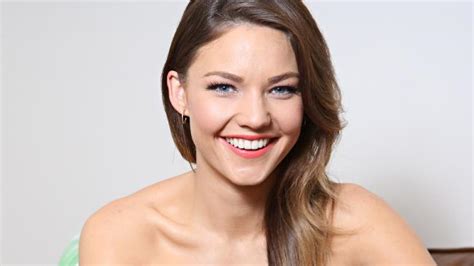 Sam Frost Ages 50 Years In New Episode Of The Bachelorette
