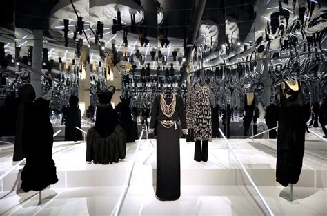 Years Of Fashion At New York Metropolitan Museum Daily Sabah