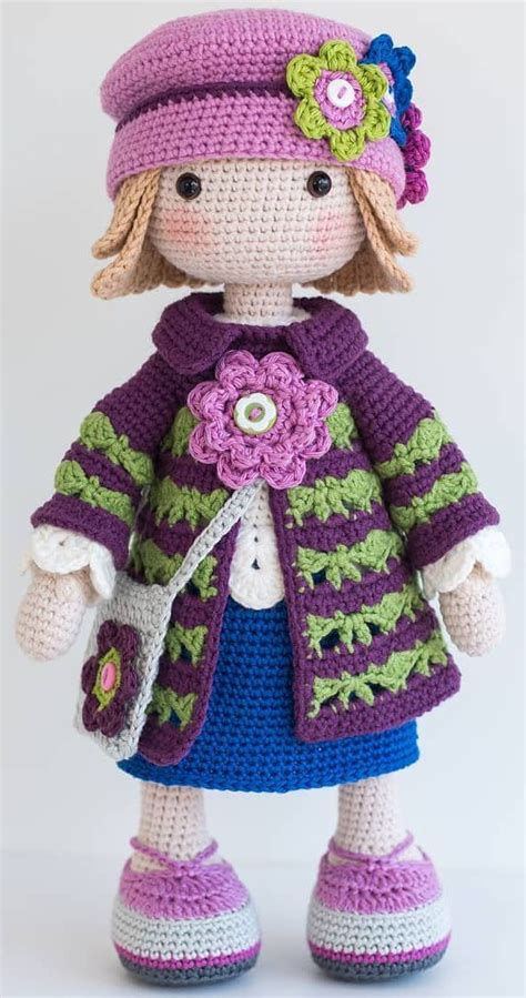 Cute And Lovely Amigurumi Doll Hand Crafts Pattern Ideas Evelyn S